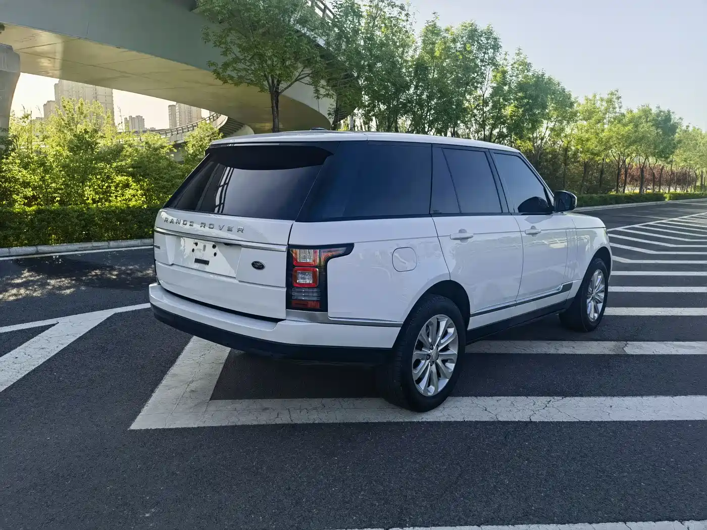 Land Rover Range Rover 2015 3.0 SC V6 Vogue фото 6