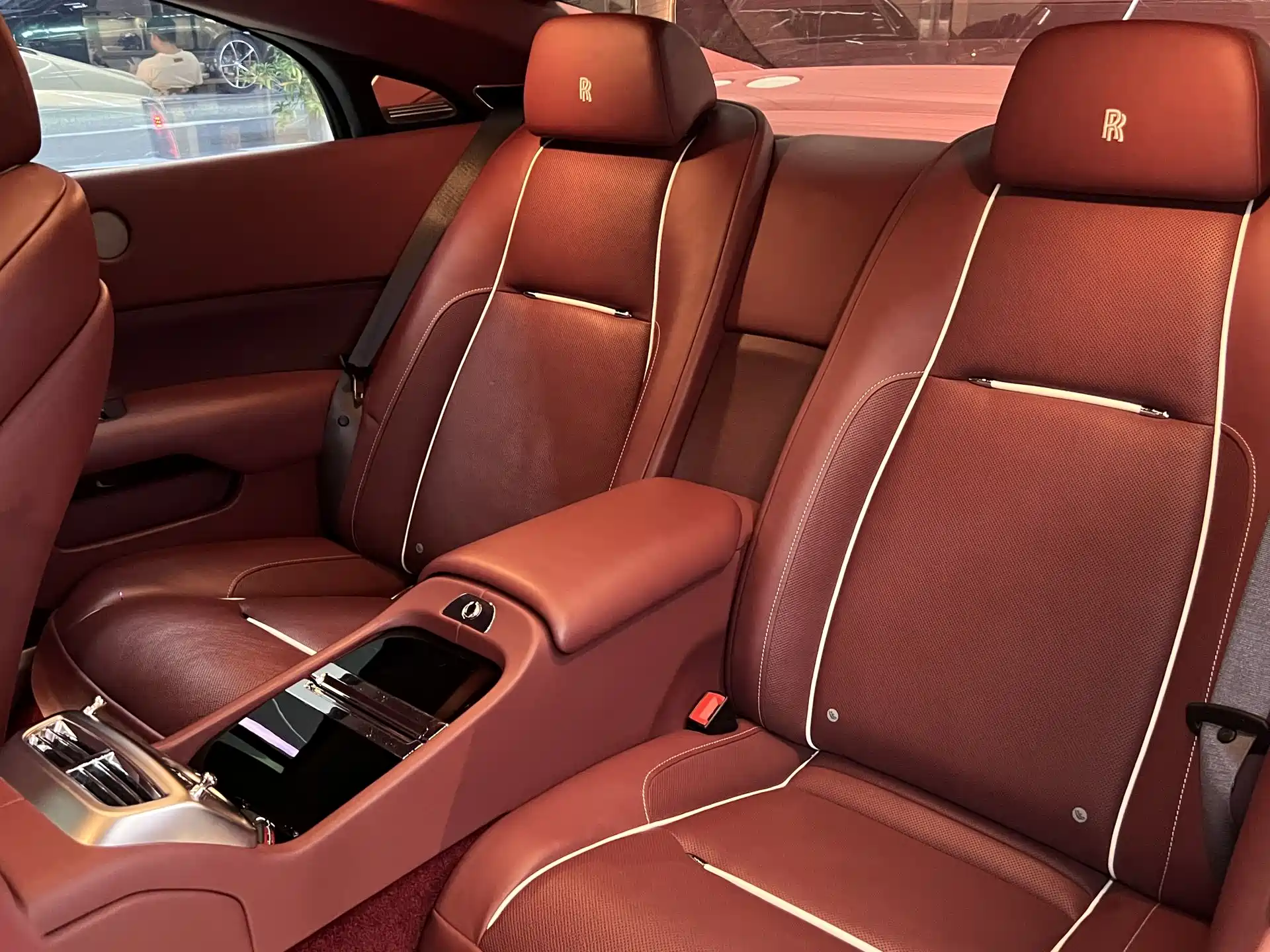 Фото 8 - Rolls-Royce Wraith