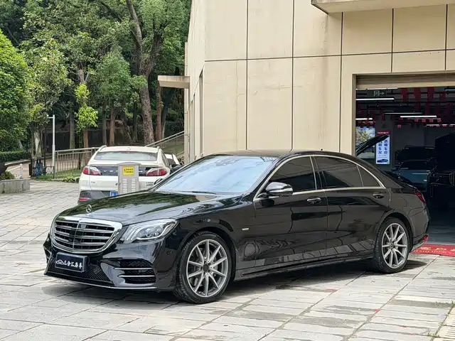 Mercedes-Benz S-Class 2020