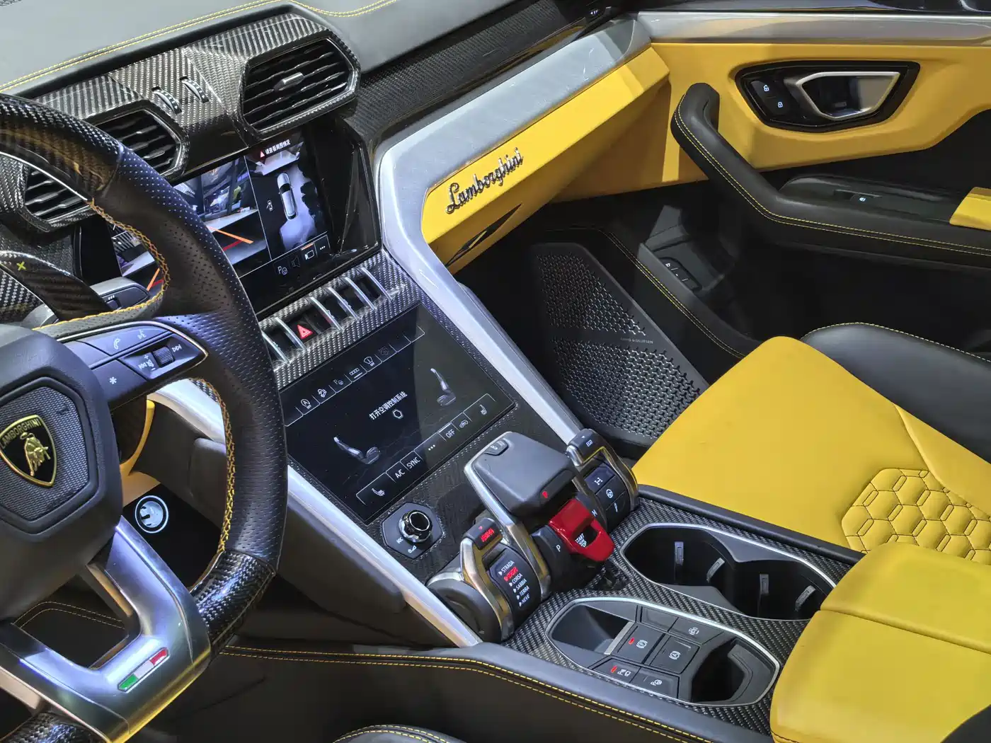 Lamborghini Urus 2023 2021 4.0T V8