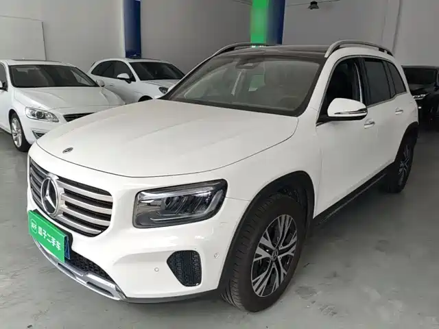 Mercedes-Benz GLB 2025