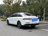 Фото 9 - Roewe D7