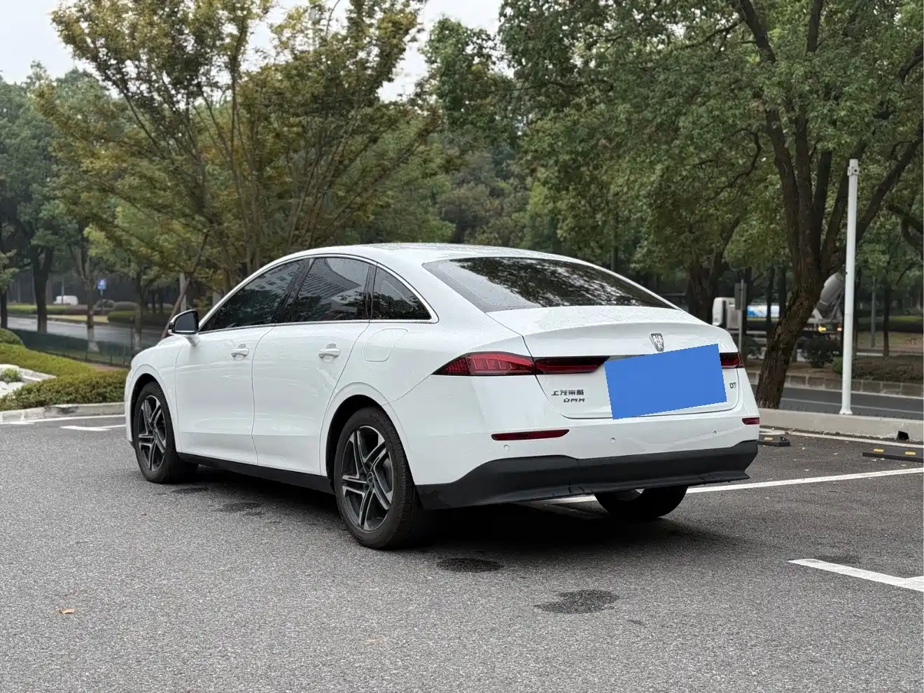 Фото 9 - Roewe D7