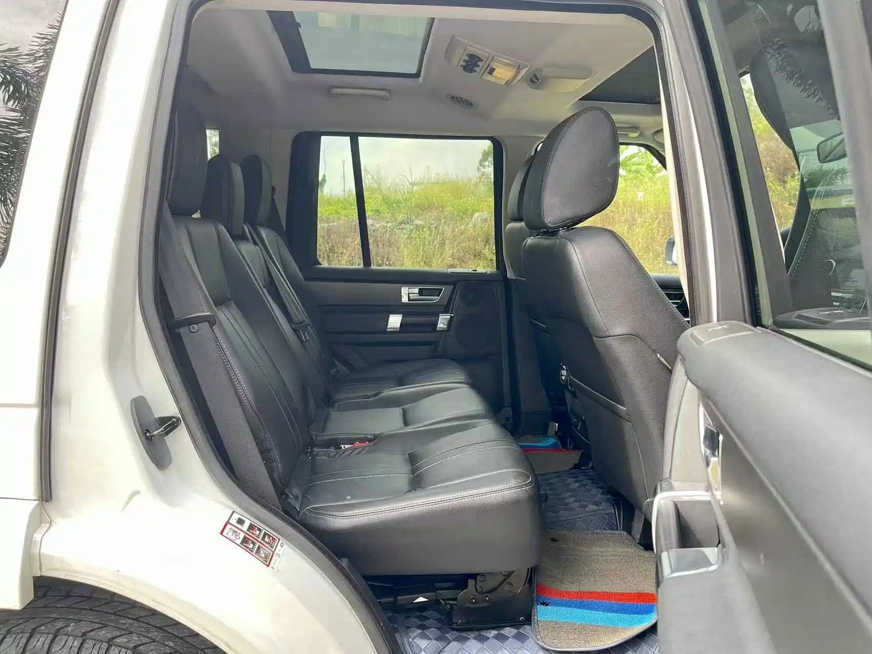 Фото 17 - Land Rover Discovery