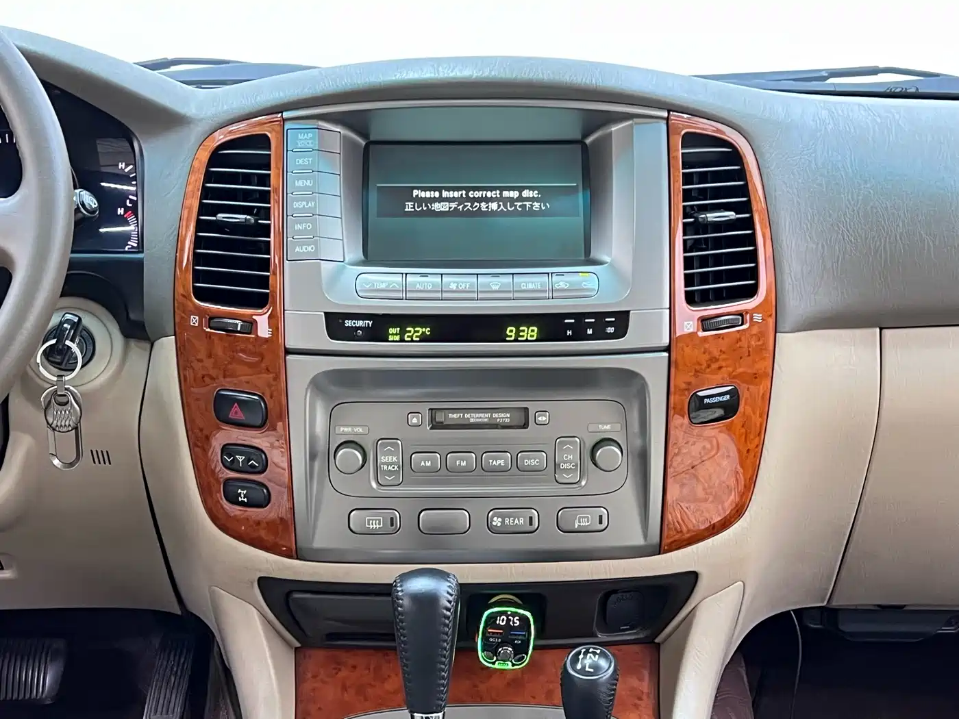 Toyota Land Cruiser 2005 Model 4.7L Automatic VX-R Luxury DVD Edition фото 23