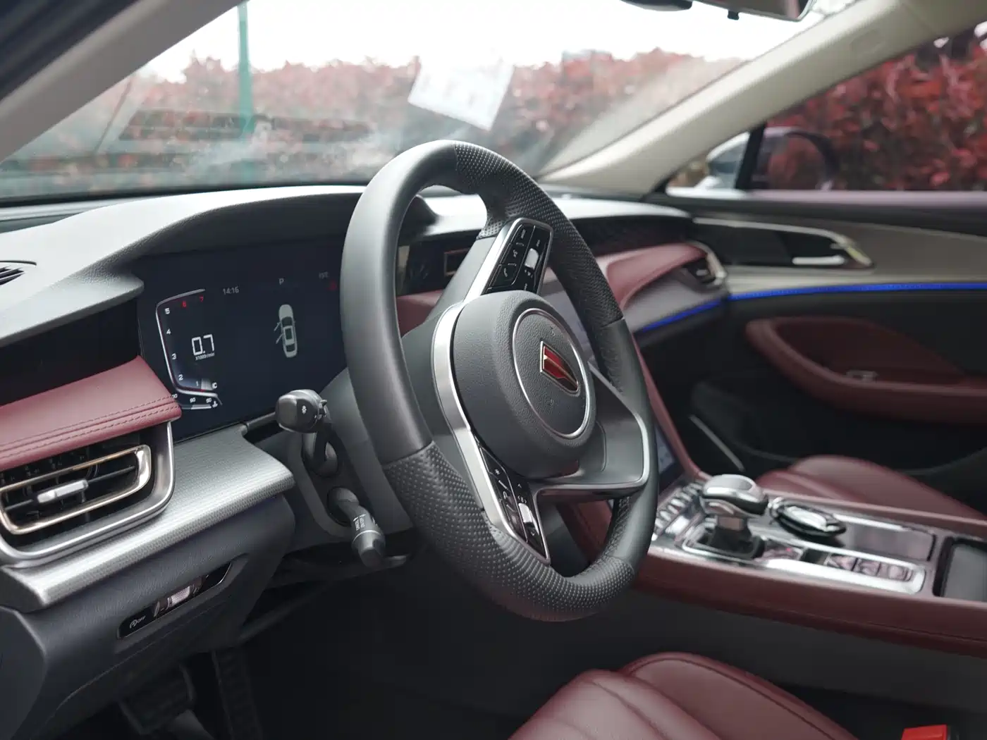 Hongqi H5 2024 1.5T DCT Smart Connect Flag Rhythm Edition фото 6