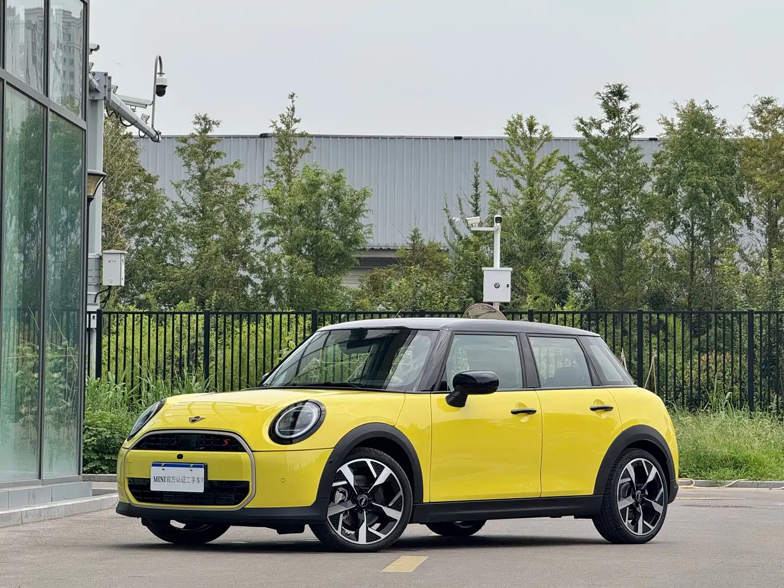 Фото 23 - MINI MINI