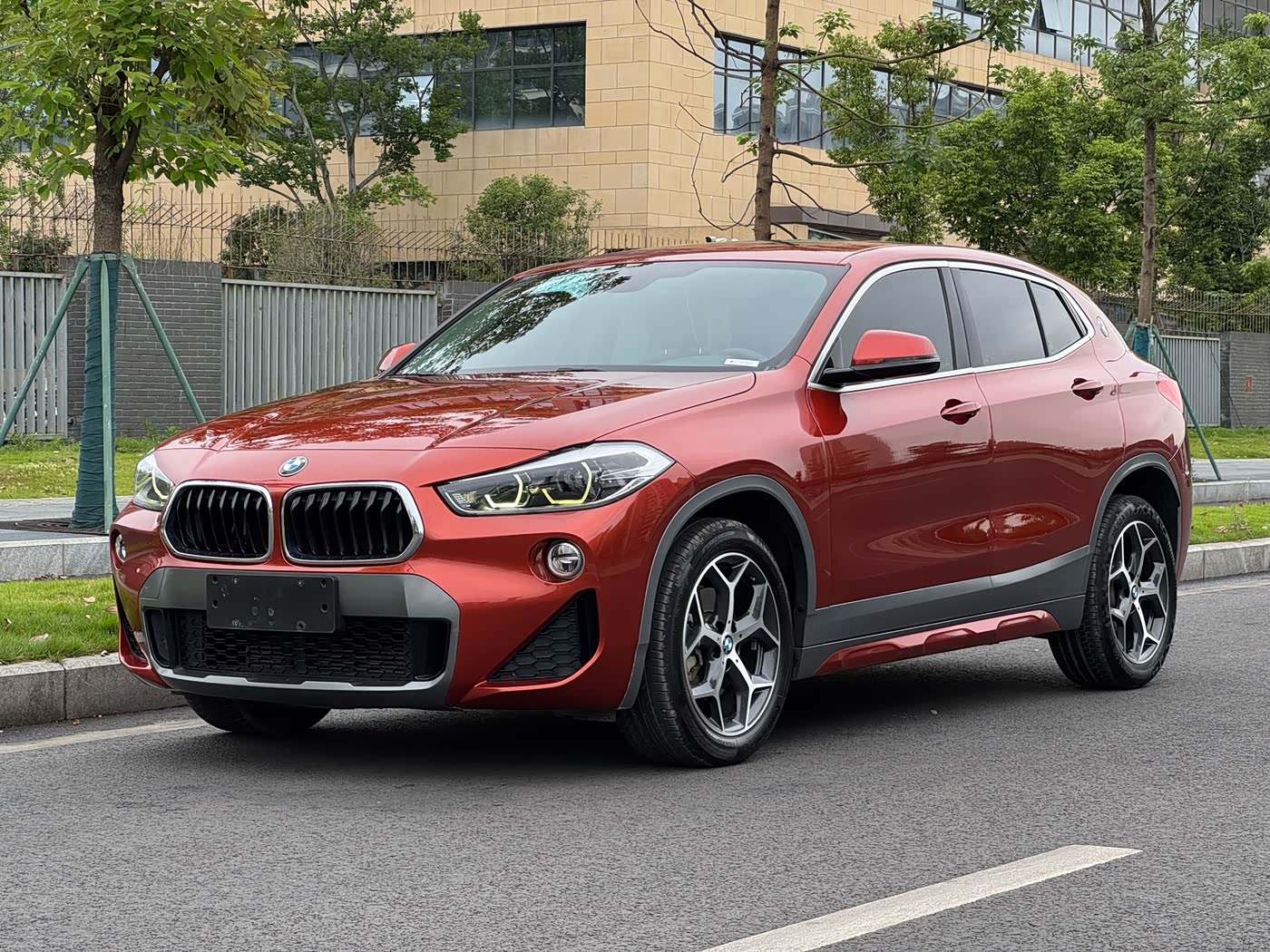 BMW X2 (Import)