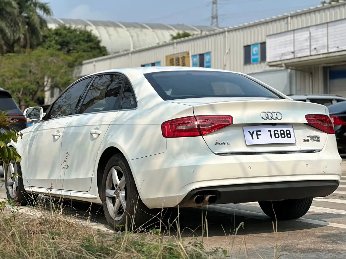 Audi A4L 2013 35 TFSI Automatic Standard фото 14