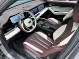 Фото 9 - Geely Monjaro