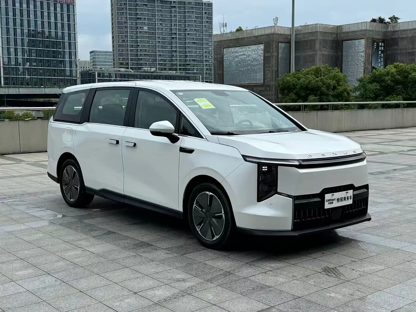 SAIC Maxus Dajia 7 2024 Model Super Hybrid Long Range Deluxe Edition фото 3