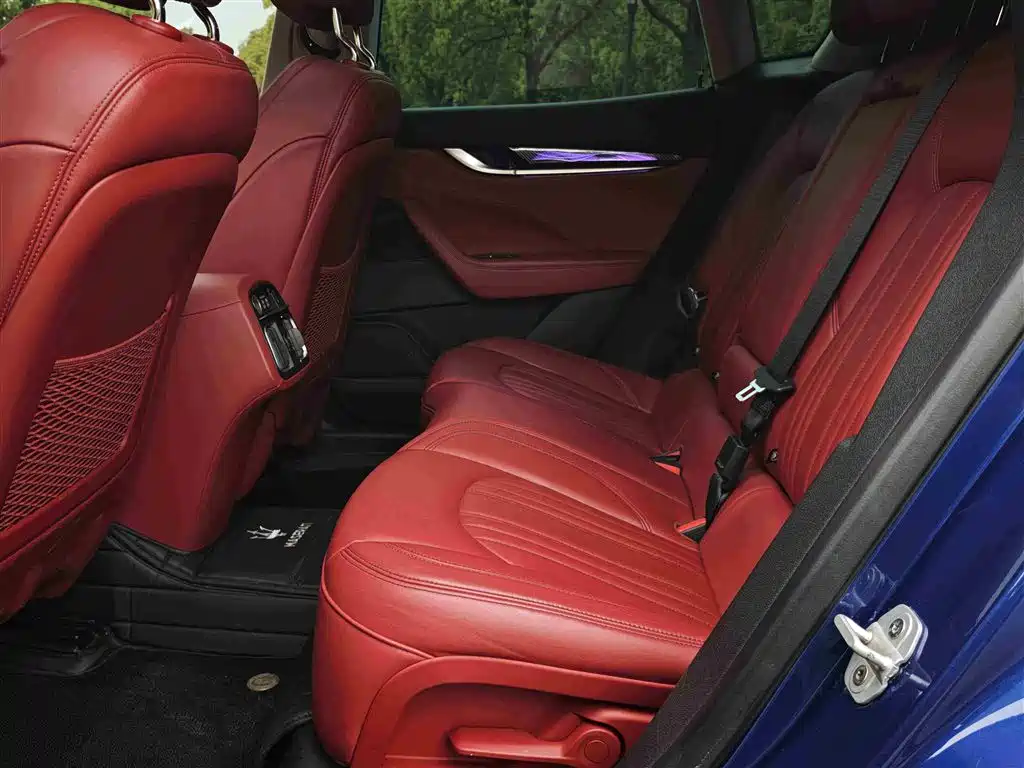 Maserati Levante 2016 3.0T Standard фото 18