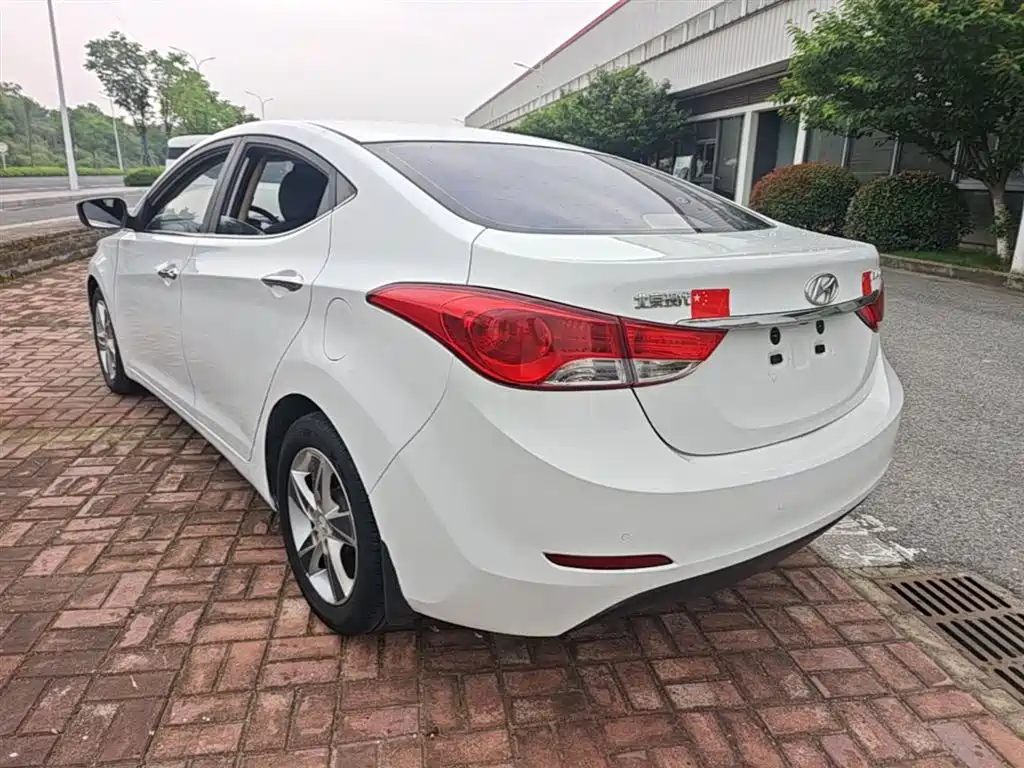 Hyundai Langdong 2013 1.6L Automatic Leading фото 5
