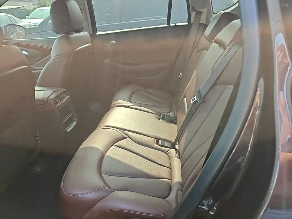 Photo 17 - Buick Envision Plus