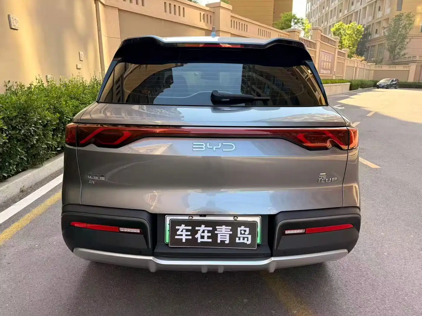 BYD Yuan UP 2024 401KM Surpass Edition фото 10