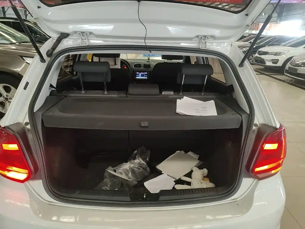 Volkswagen Polo 2015 2014 1.4L Automatic Comfort Edition