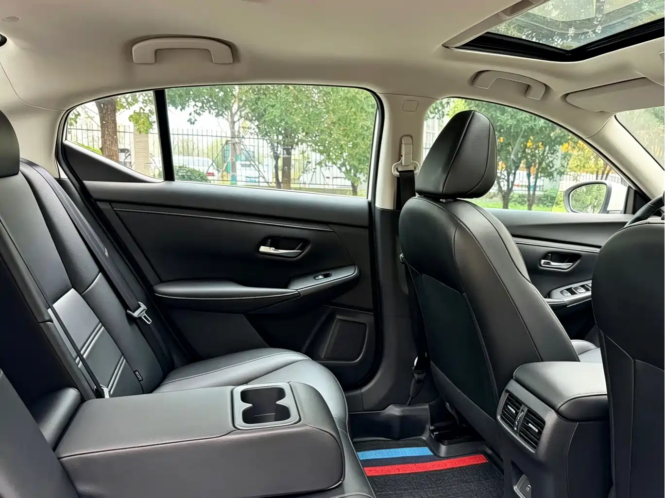 Фото 23 - Nissan Sylphy