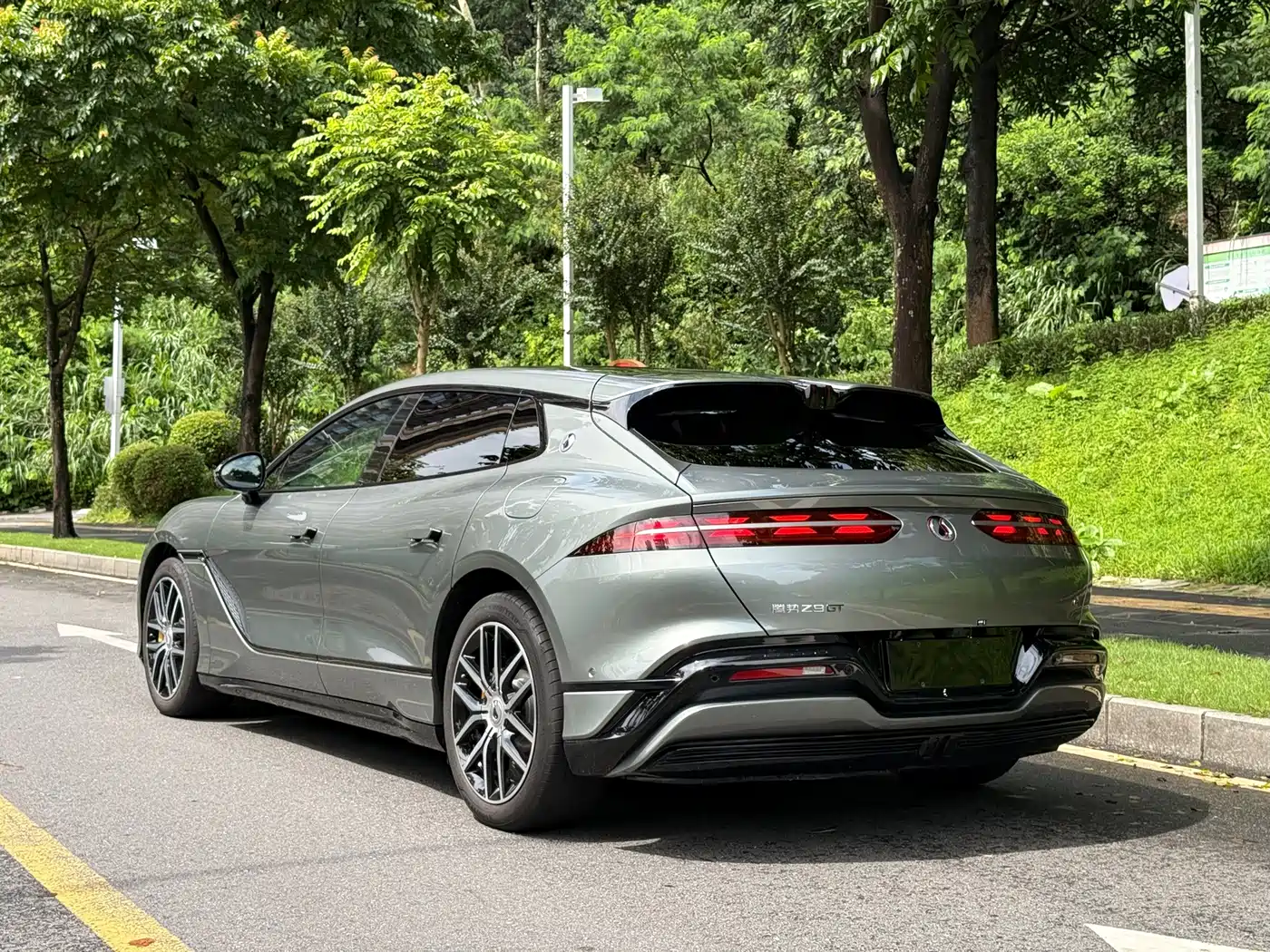Denza Z9GT 2026 2024 Model 1100 AWD Pro Edition