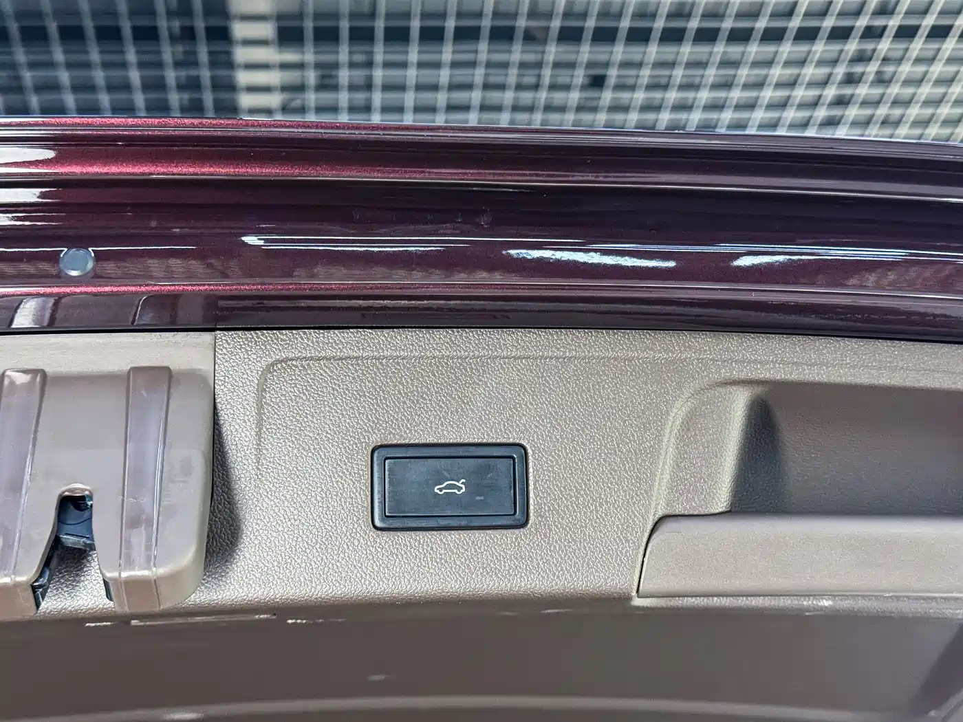 Volkswagen Viloran 2022 380TSI Premium Edition фото 19