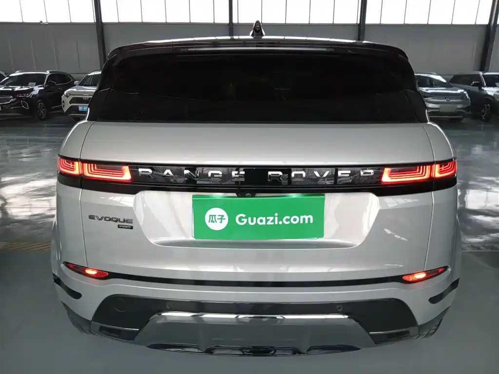 Land Rover Range Rover Evoque 2021 Range Rover Evoque L 249PS R-Dynamic S Performance Edition фото 4