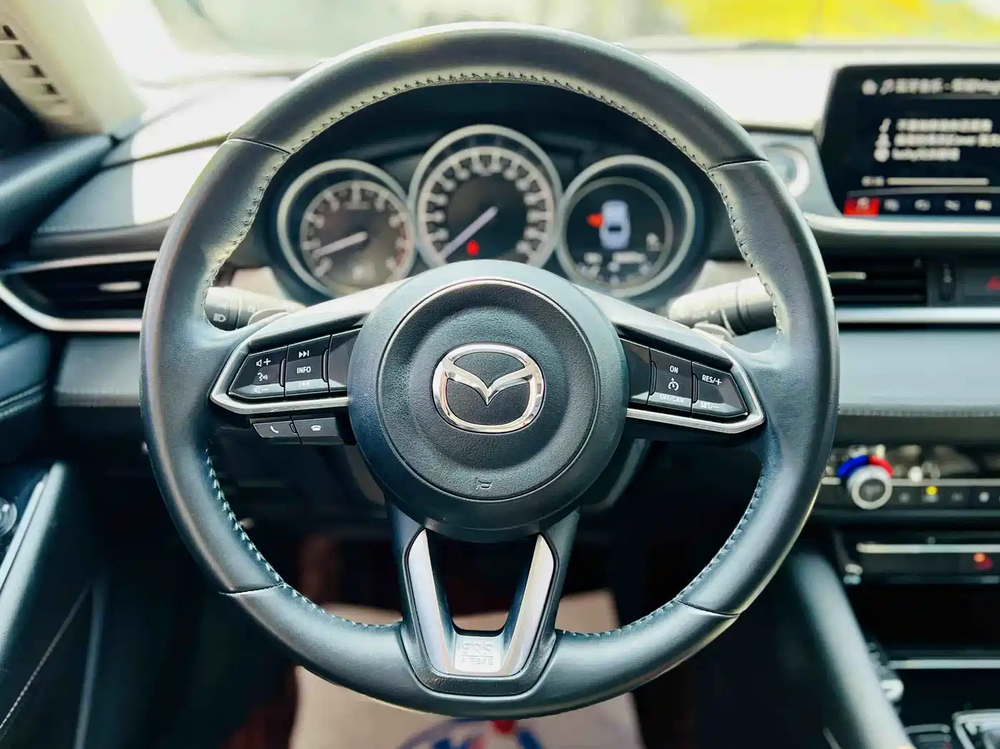Mazda Atenza 2020 2.5L Skyactiv Sport фото 12