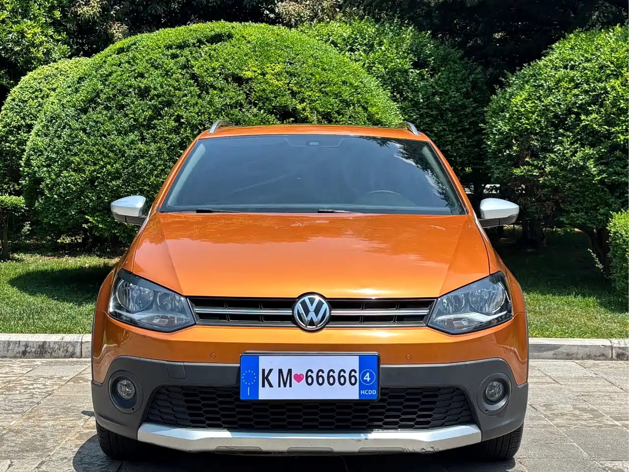 Volkswagen Polo 2018 1.5L Cross Polo Auto фото 2