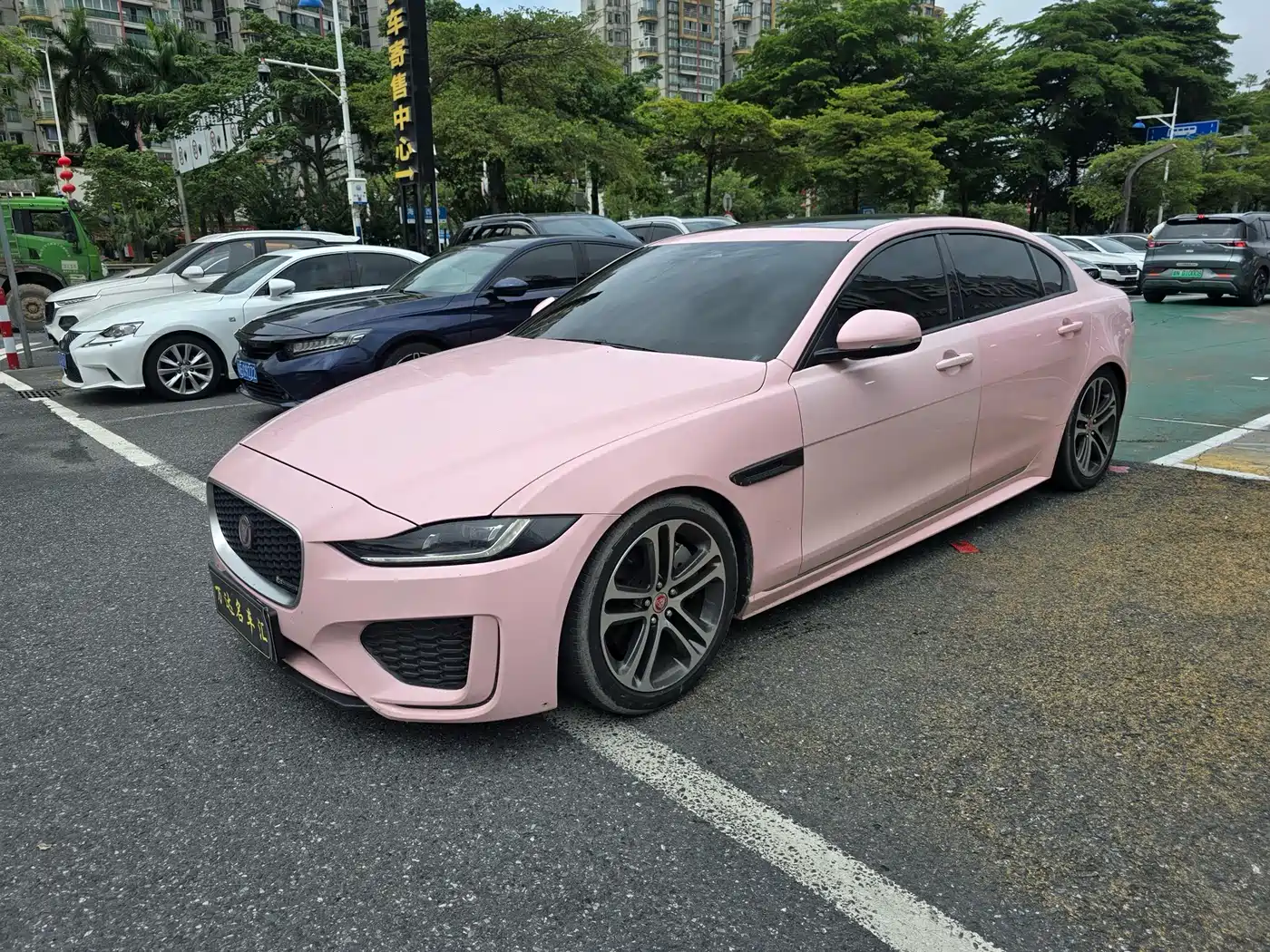 Photo 1 - Jaguar XEL