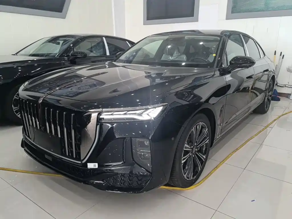 Hongqi H9 2026 2024 2.0T Qi Chang Private Fashion Edition