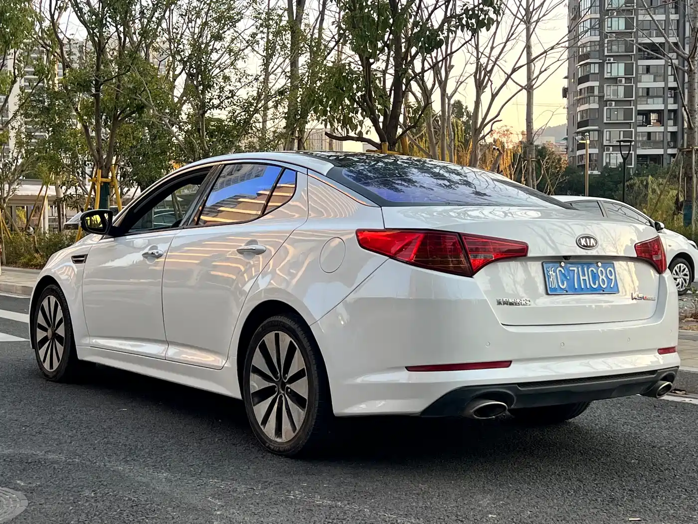 Kia K5 2012 2.0L Automatic DLX фото 7