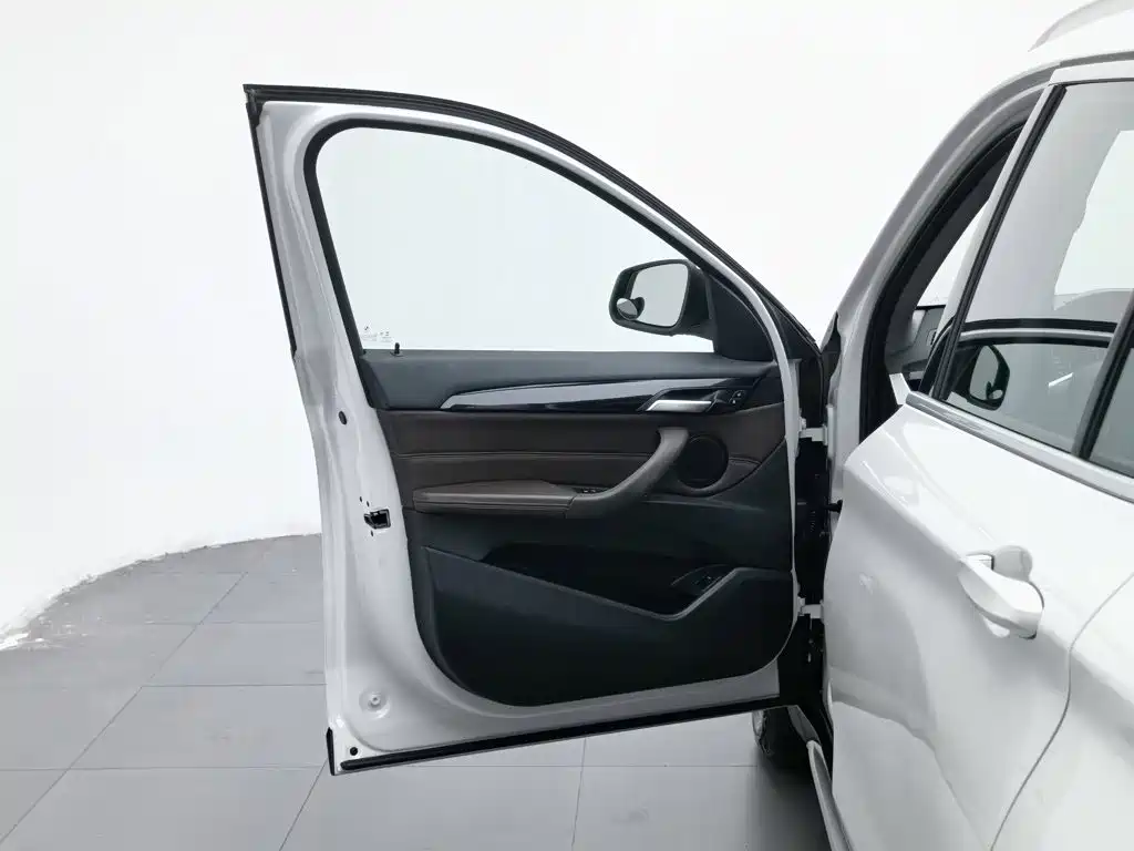 BMW X1, миниатюра 8