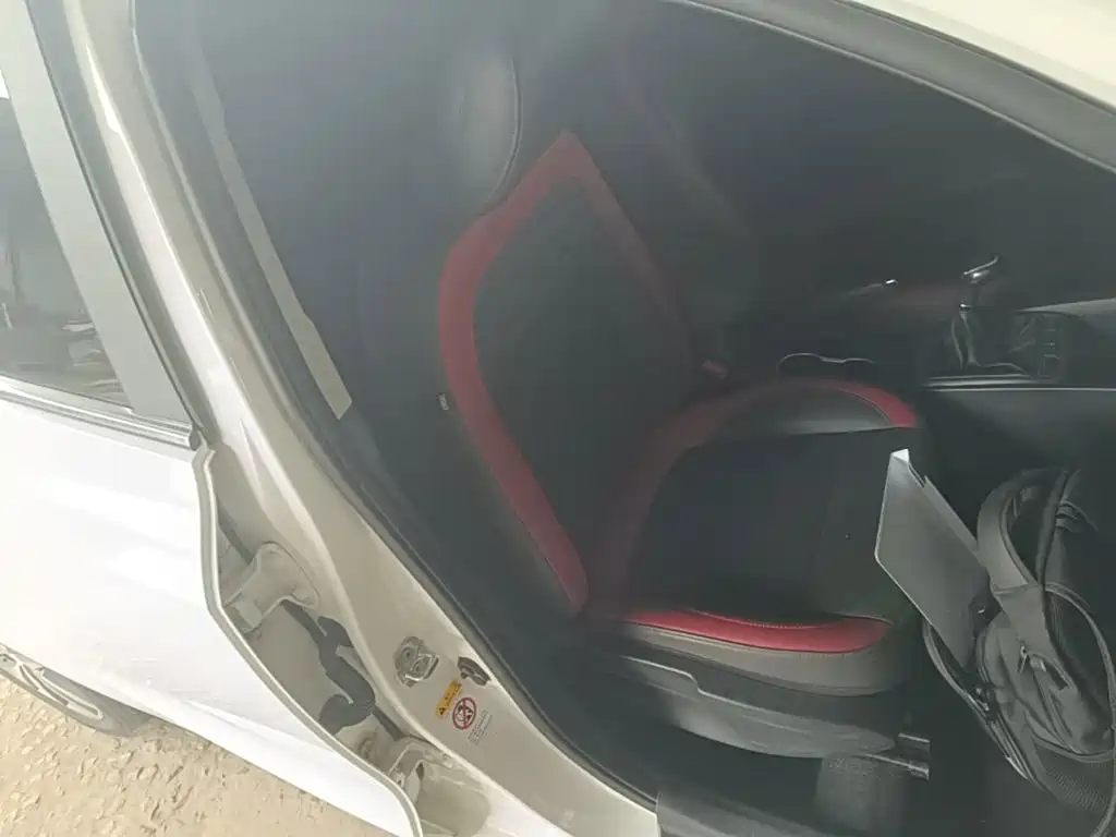 Changan Eado XT 2018 2016 1.6L Manual Stylish Cool Edition