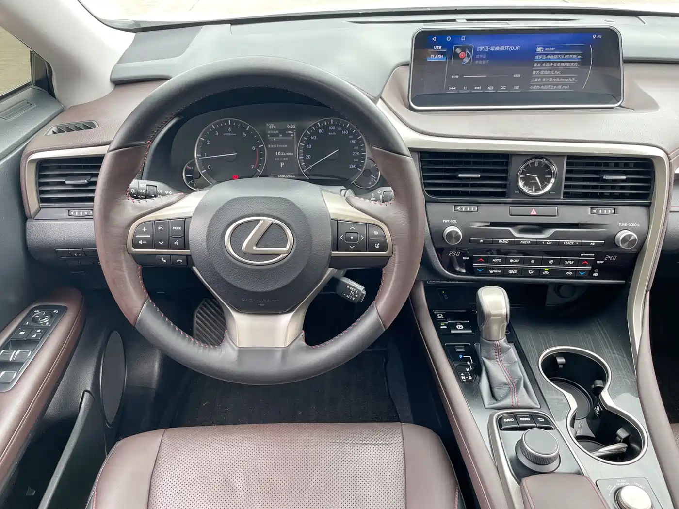 Lexus RX 2016 300 4WD Elegance Edition (China V) фото 8