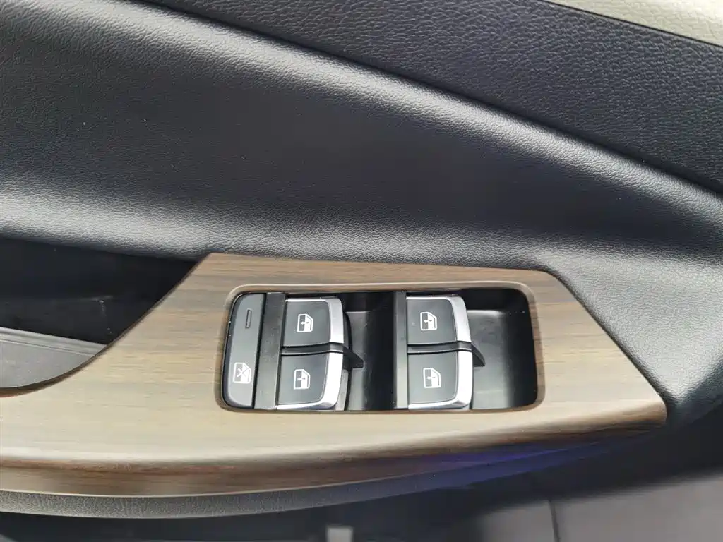 JIANGLING DOMAIN TIGER 7