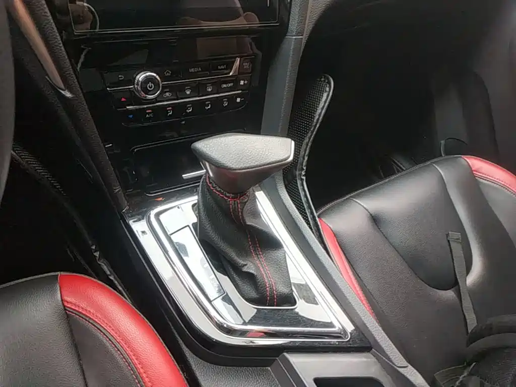 Venucia D60 2018 2018 1.6L CVT Smart Elite Edition
