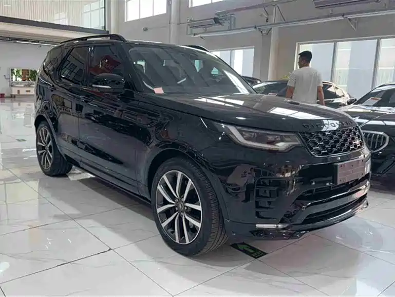 Land Rover Discovery 2024 360PS Dynamic SE фото 3