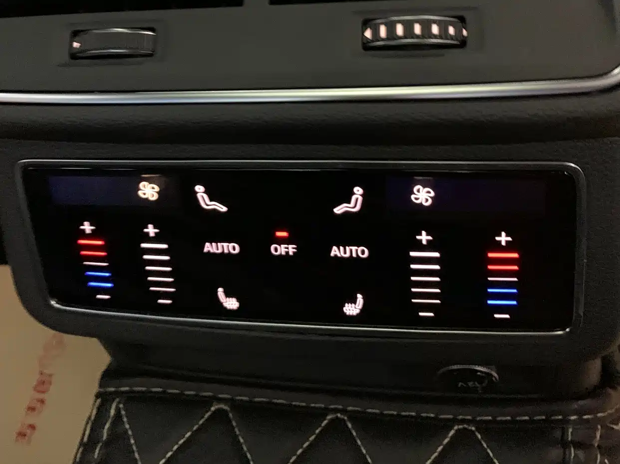 Audi A6L 2023 45 TFSI quattro Premium Dynamic фото 17