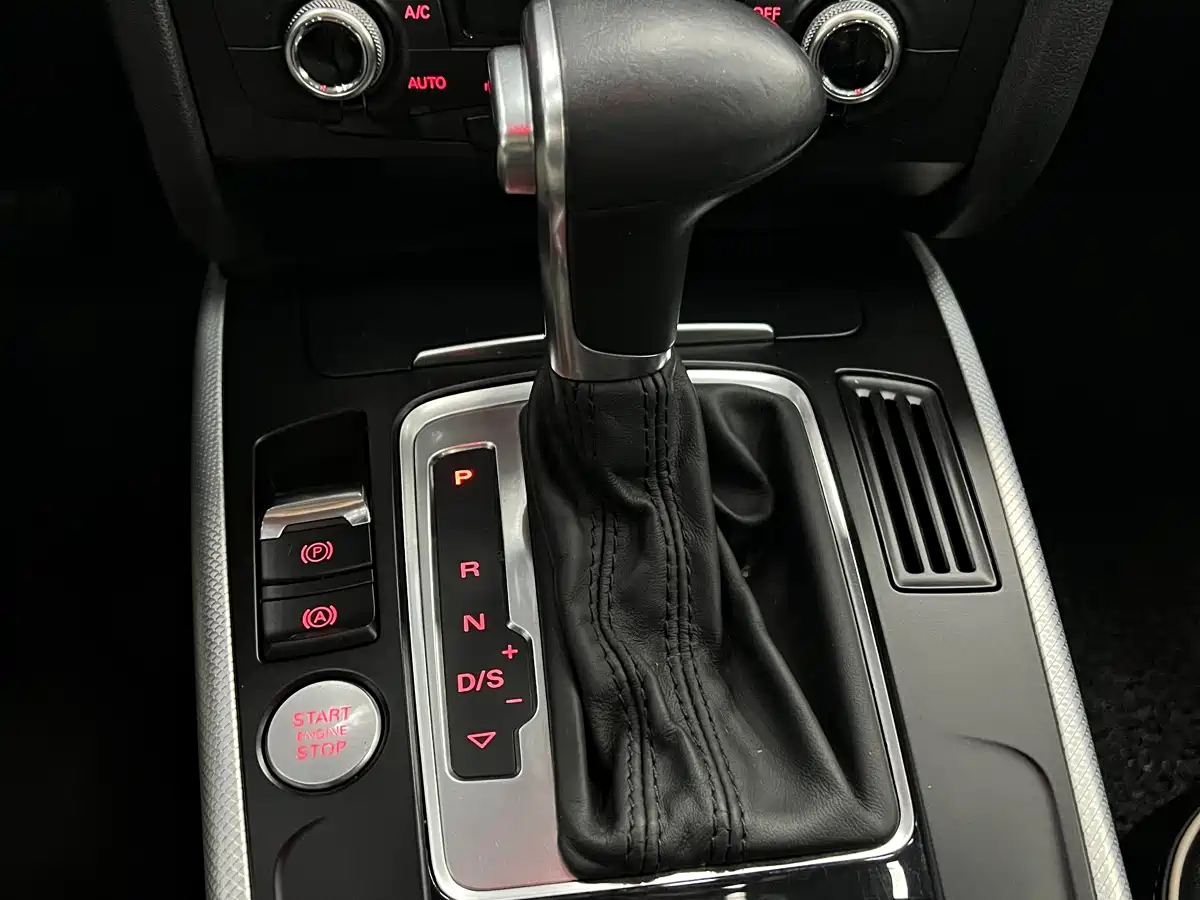 Audi A4L 2016 35 TFSI Collector's Edition Automatic Standard фото 6