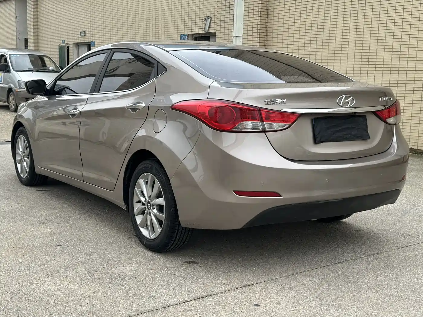 Hyundai Langdong 2015 1.6L Manual Premium фото 6