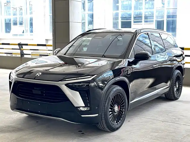 NIO ES8 2023