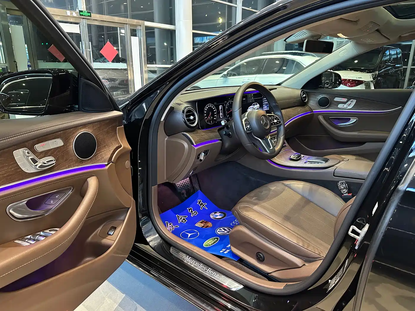 Mercedes-Benz E-Class 2019 E 300 L Luxury фото 8