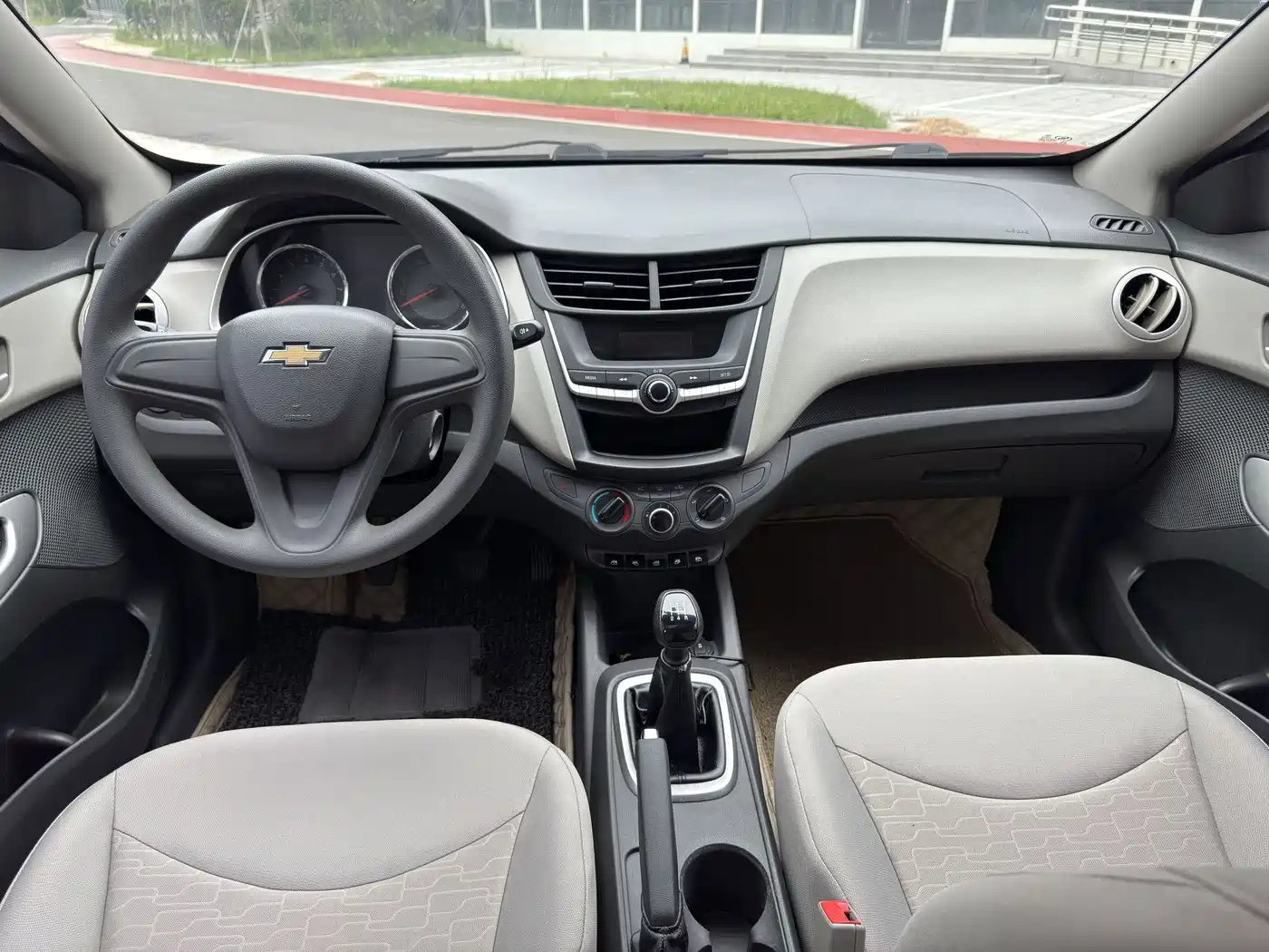 Chevrolet Sail 2018 2018 Sail 3 1.3L Manual Comfort Sunroof