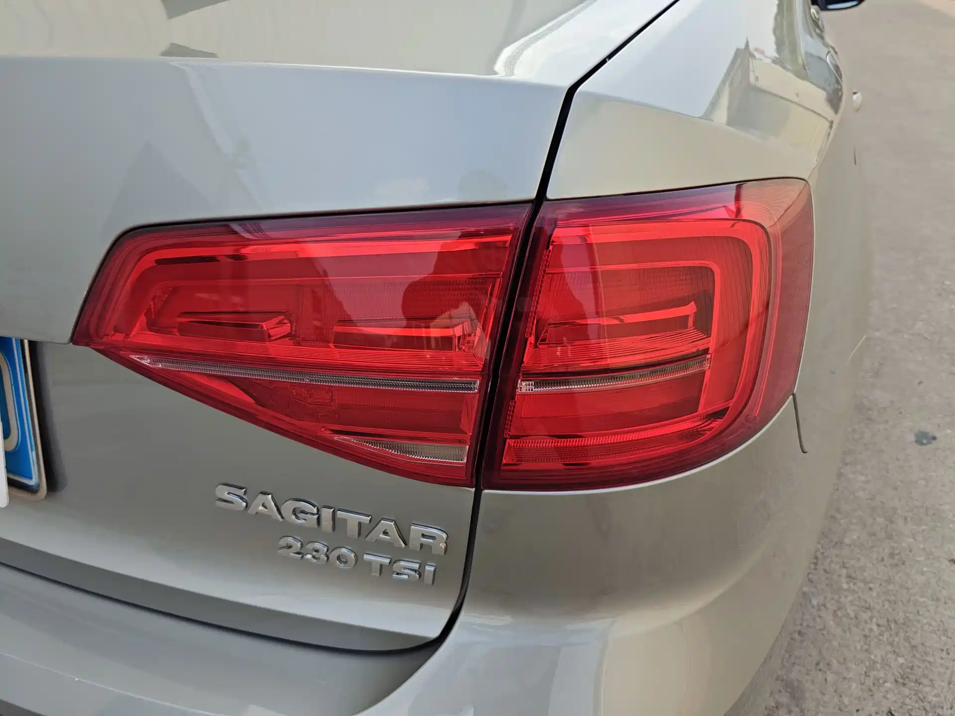Фото 36 - Volkswagen Sagitar