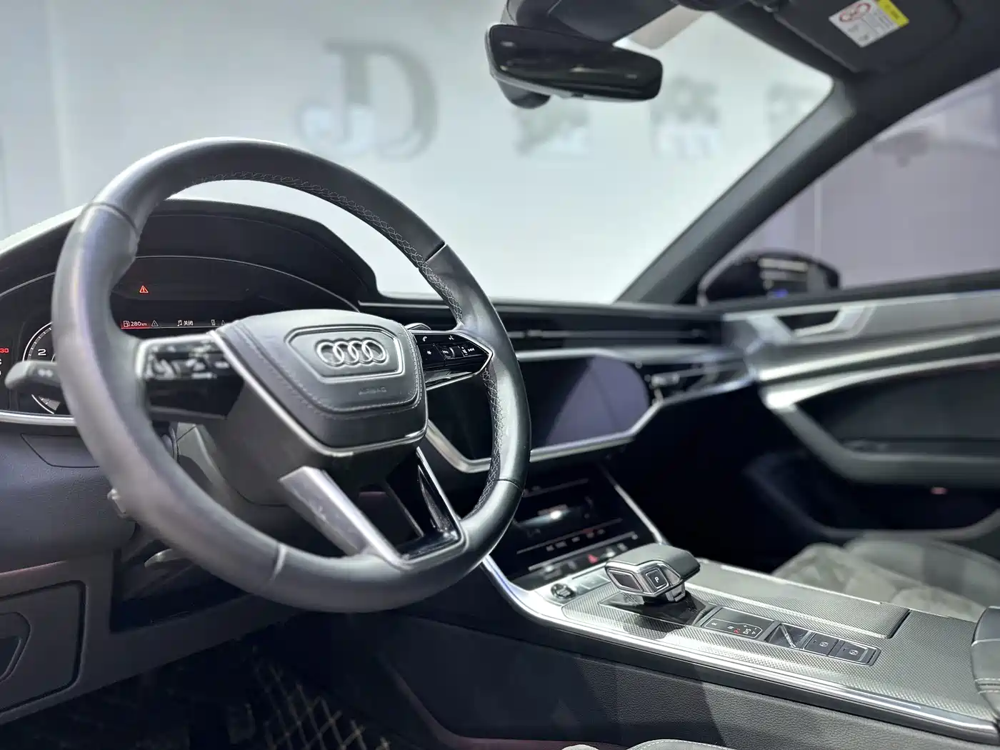 Audi A6L 2024 40 TFSI Luxury Dynamic фото 8