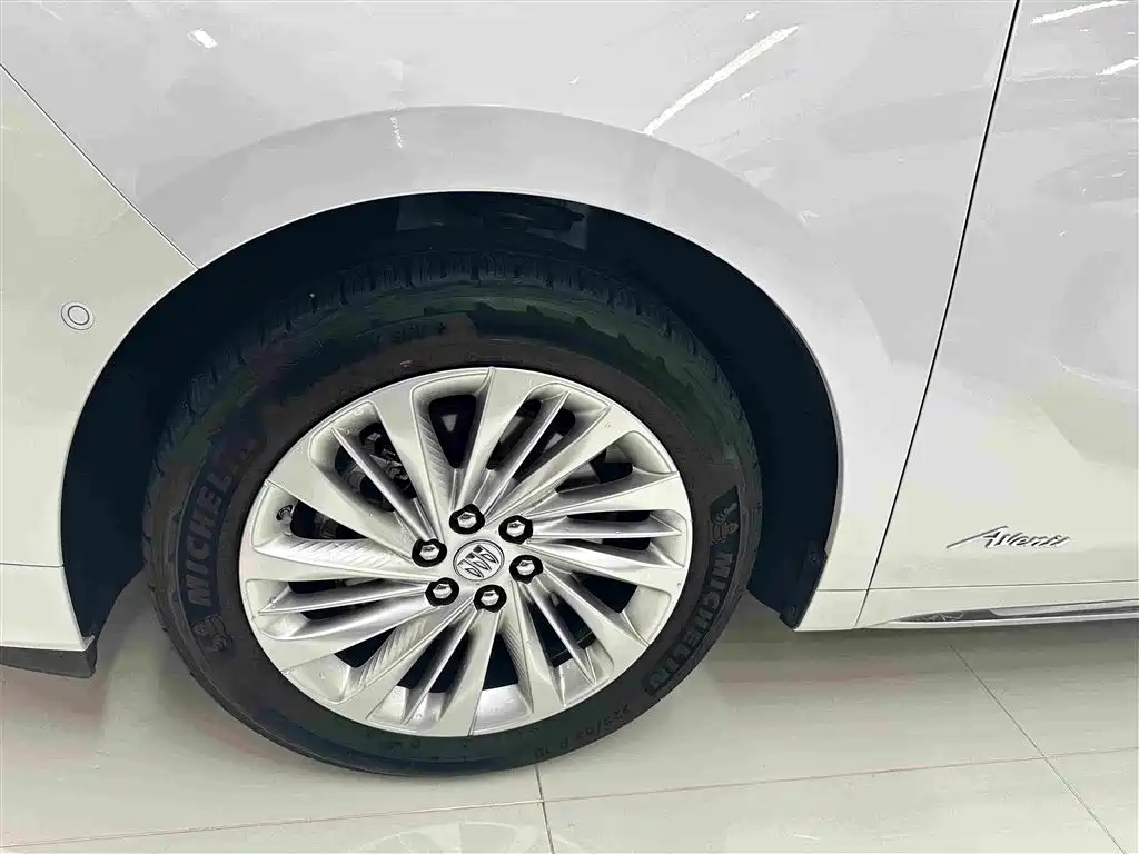 Buick Century 2024 2023 2.0T 6-Seat World Edition
