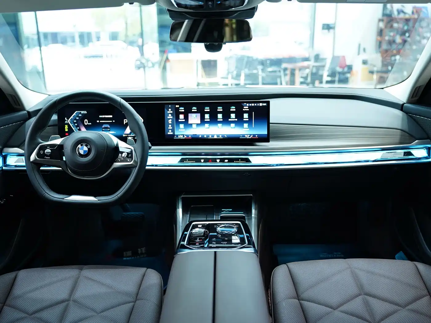 BMW 7 Series 2025 2023 Model 735Li Luxury Package