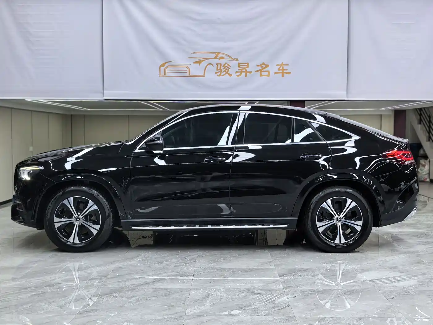 Mercedes-Benz GLE Coupe 2020 GLE 350 4MATIC Coupe SUV Fashion фото 7