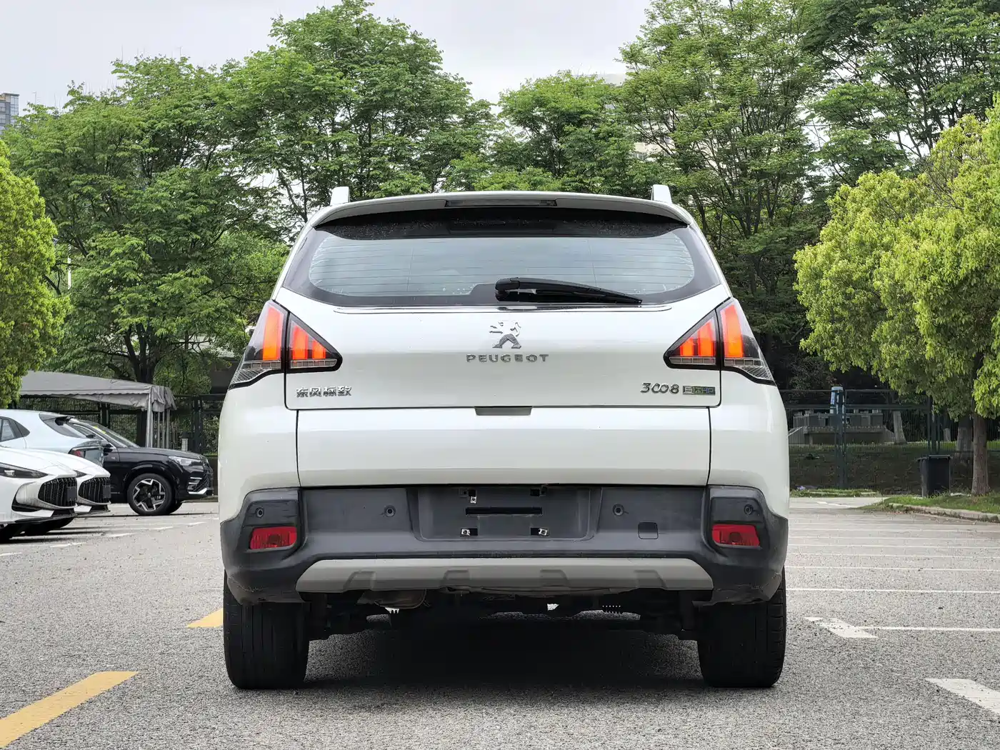 Peugeot 3008 2016 1.6THP Automatic Classic Edition фото 20
