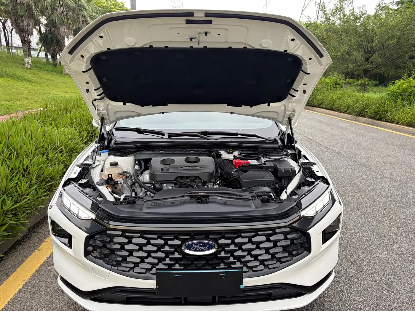 Ford Mondeo 2024 2023 EcoBoost 180 Elegance