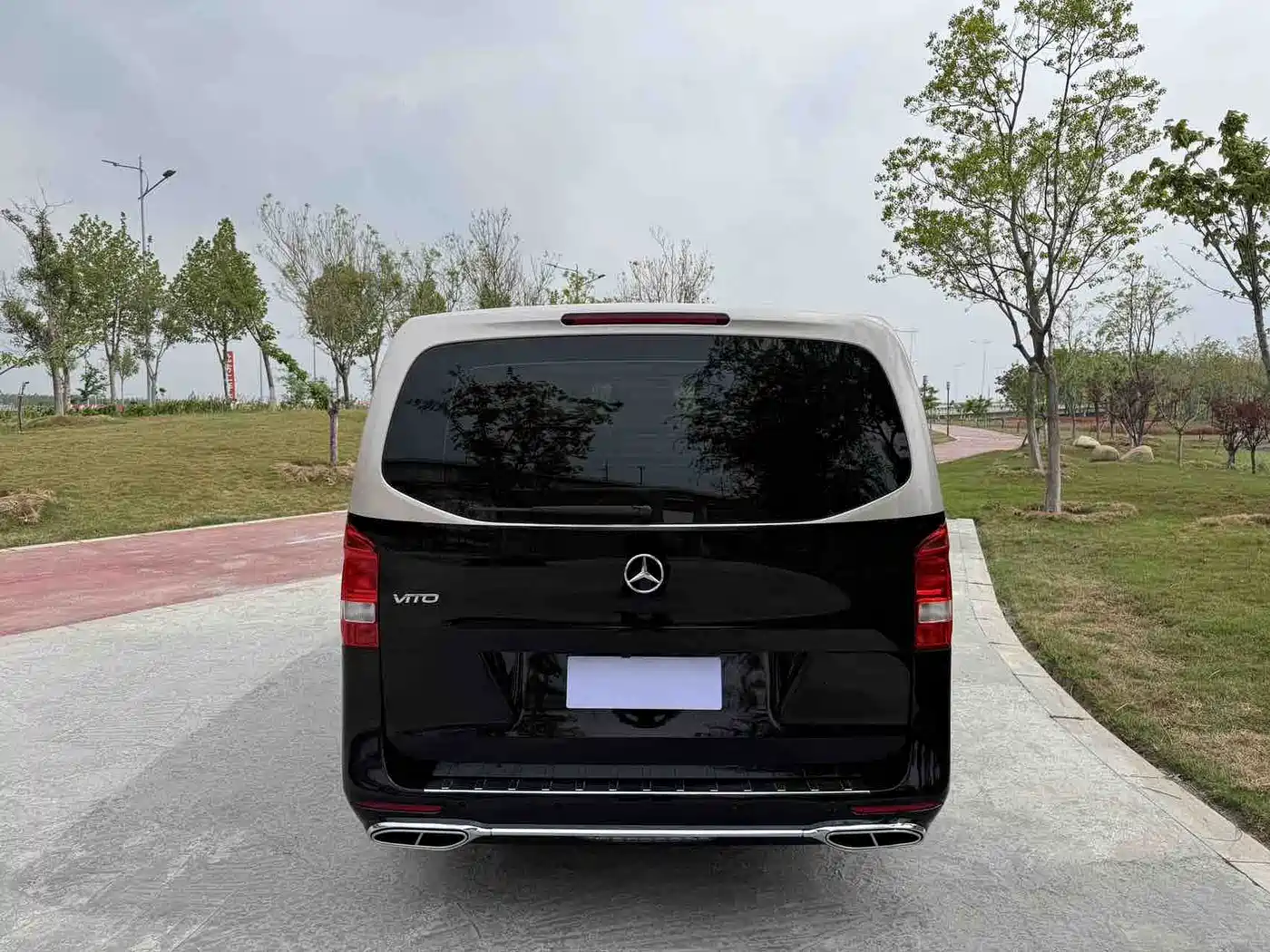Mercedes-Benz Vito 2021 2.0T Business Edition 7-seater фото 8