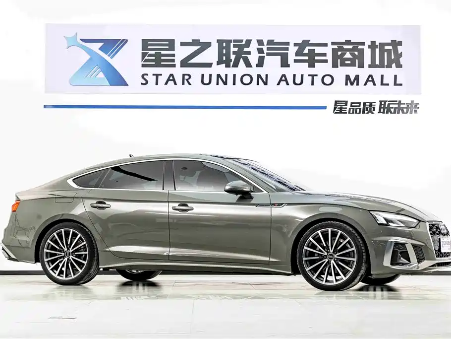 Audi A5 (Import) 2023 Sportback 40 TFSI quattro Luxury Dynamic фото 5